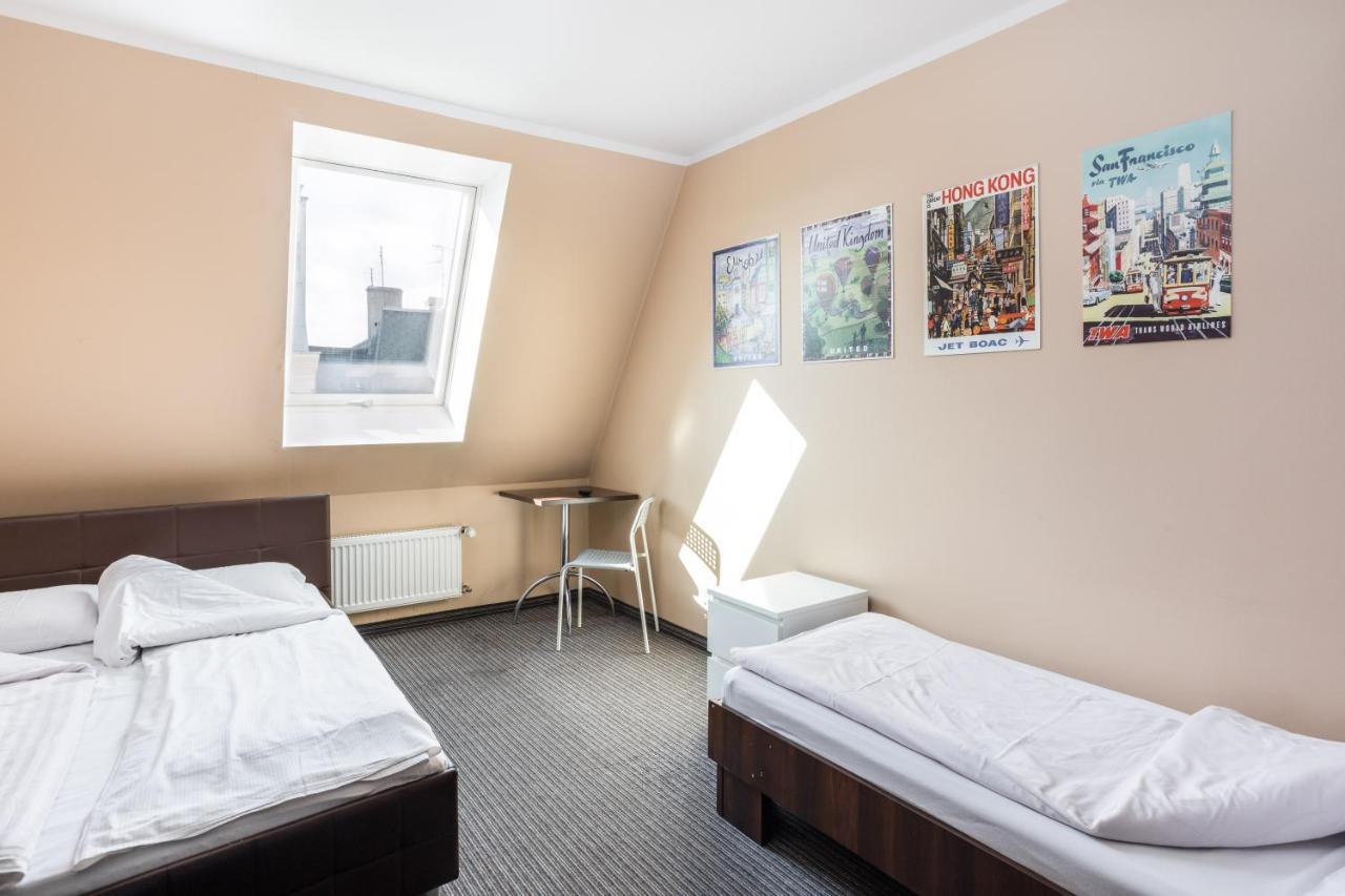 Shick Hostel Βρότσλαβ Εξωτερικό φωτογραφία